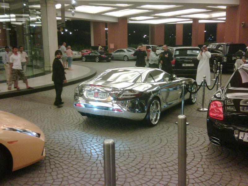 Illustration for article titled Two UK Soccer Stars Join Chrome Mercedes SLR McLaren Craze